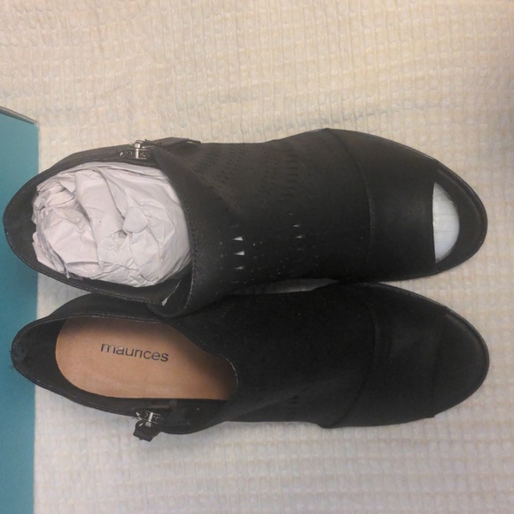 NEW Maurices Black Peep Toe Heels Size 11 - Picture 5 of 6